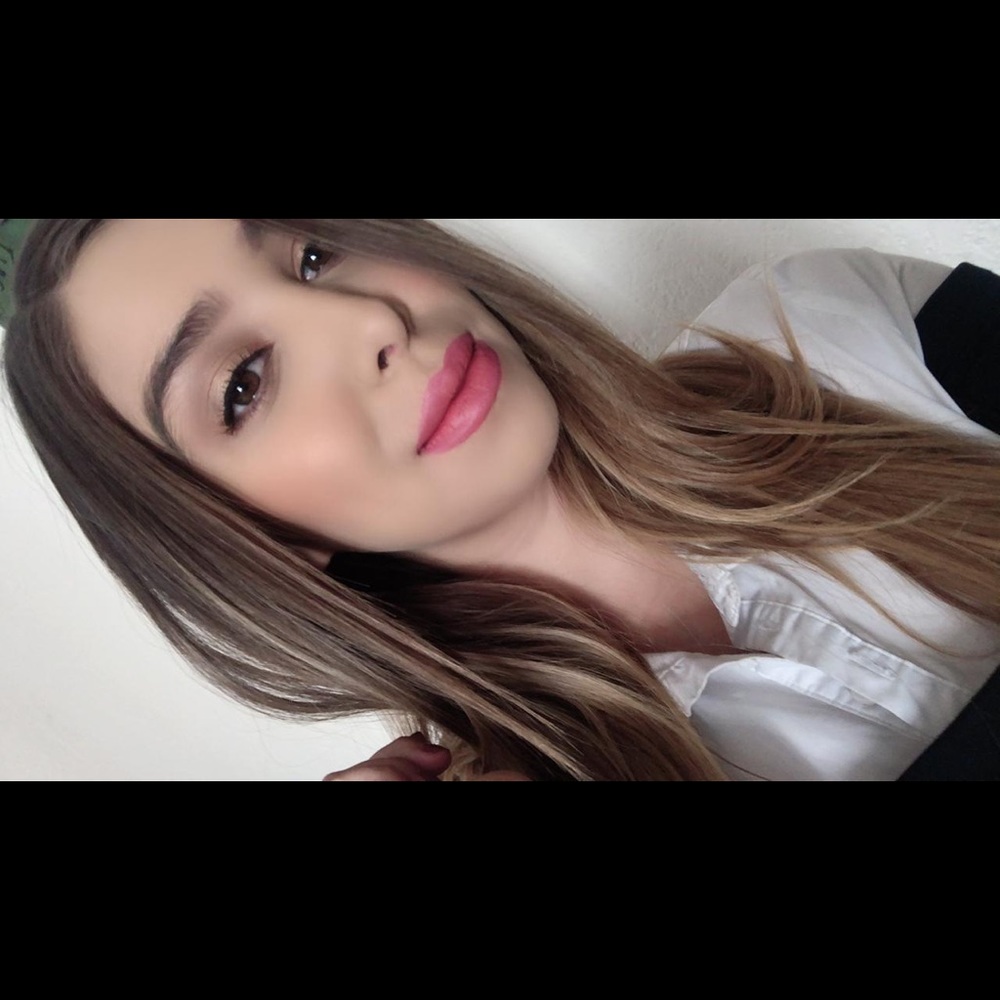 Meet your Posher, Fabiola